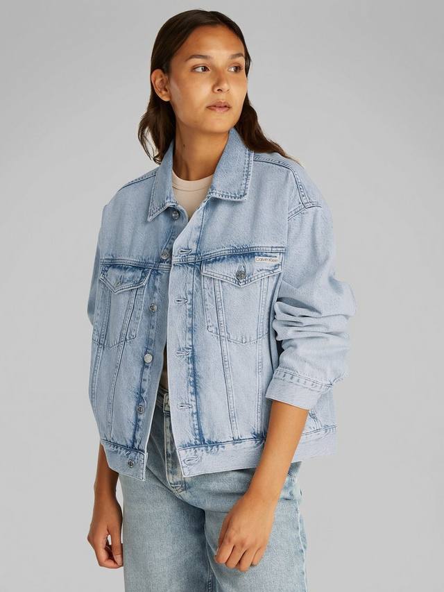 Джинсовая куртка в клетку Calvin Klein, цвет Denim Light
Джинсовая куртка в клетку Calvin Klein, цвет Denim Light