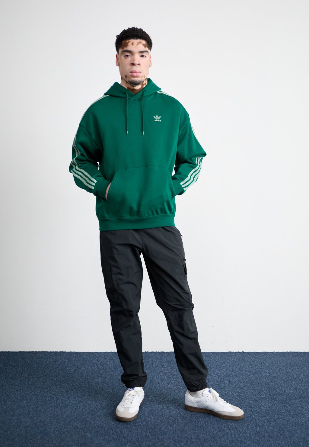 Брюки карго adidas Originals, черный
Брюки карго adidas Originals, черный