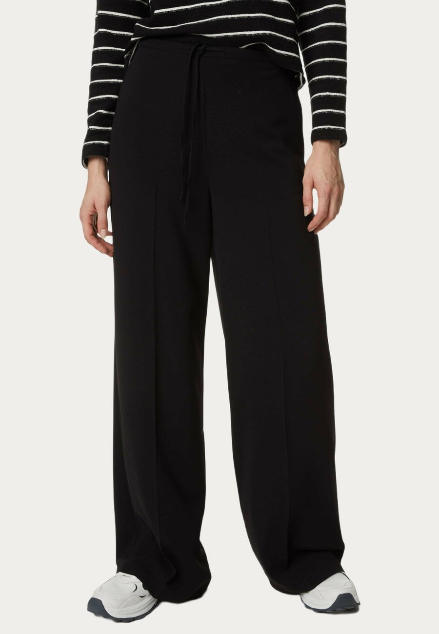 Брюки Marks & Spencer ELASTICATED WAIST WIDE LEG, Black
Брюки Marks & Spencer ELASTICATED WAIST WIDE LEG, Black