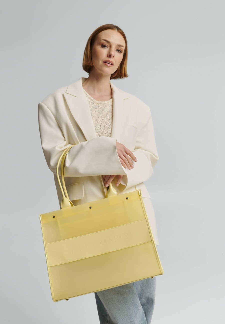 Сумка-шоппер Hey Marly SIGNATURE BAG, Light Yellow
Сумка-шоппер Hey Marly SIGNATURE BAG, Light Yellow