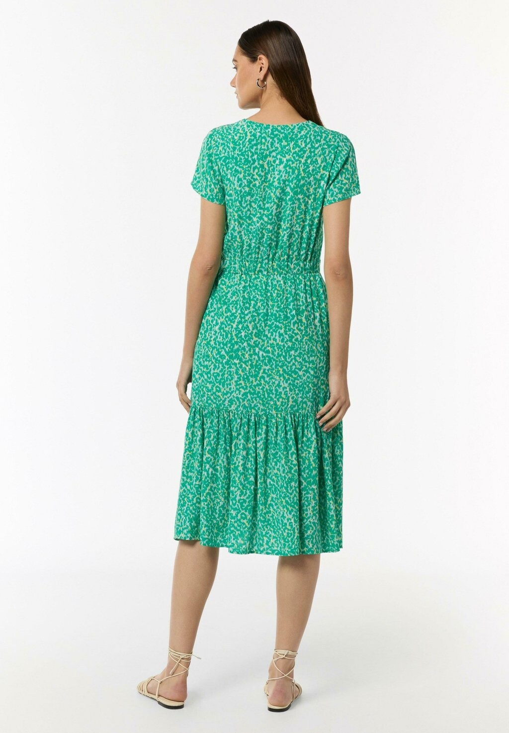 Дневное платье MIT ALL-OVER-PRINT comma casual identity, зеленый
Дневное платье MIT ALL-OVER-PRINT comma casual identity, зеленый