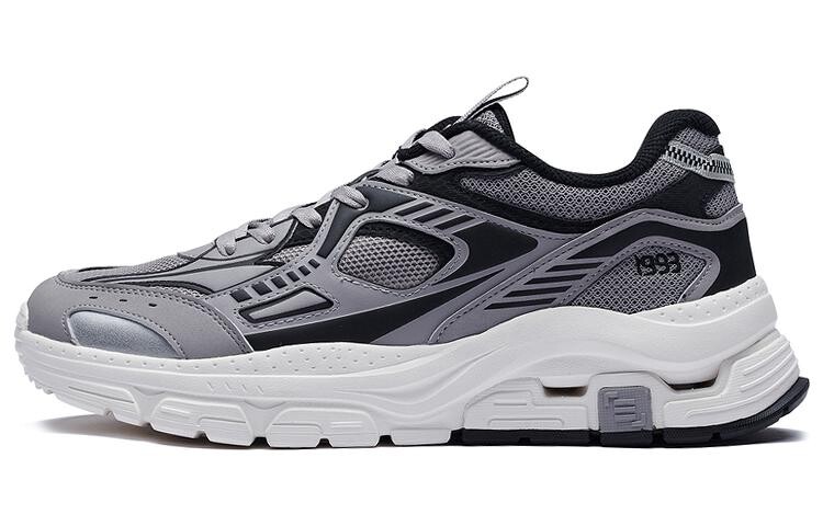 Мужские кроссовки Lifestyle с низким верхом, серый/черный 361°
Мужские кроссовки Lifestyle с низким верхом, серый/черный 361°