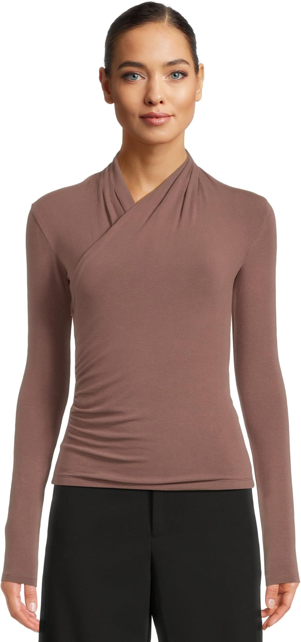 Женский топ с длинным рукавом и фиксированным запахом Vince, Smoky Berry
Женский топ с длинным рукавом и фиксированным запахом Vince, Smoky Berry