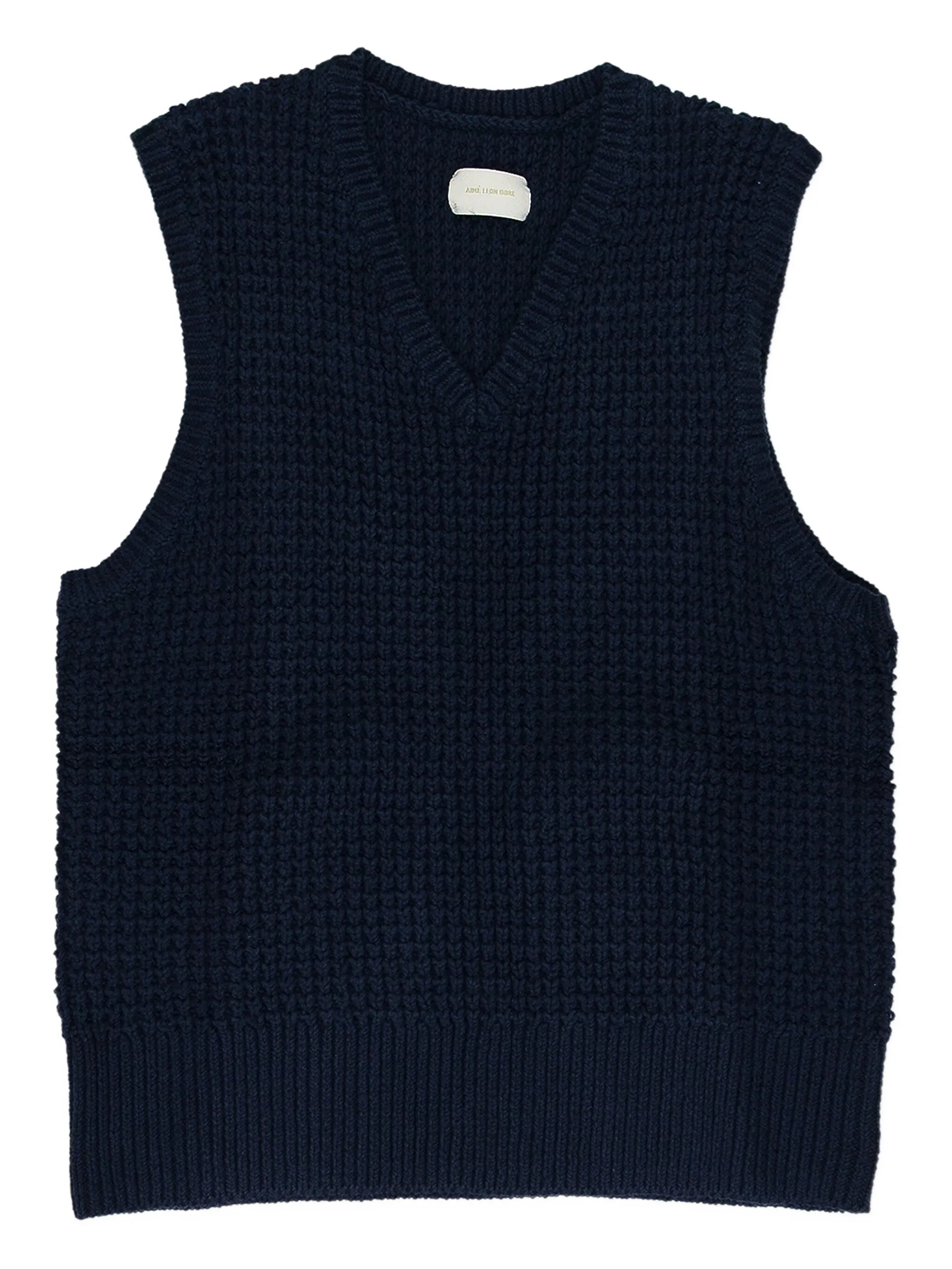 Фактурный топ с V-образным вырезом Aimé Leon Dore, синий
Фактурный топ с V-образным вырезом Aimé Leon Dore, синий