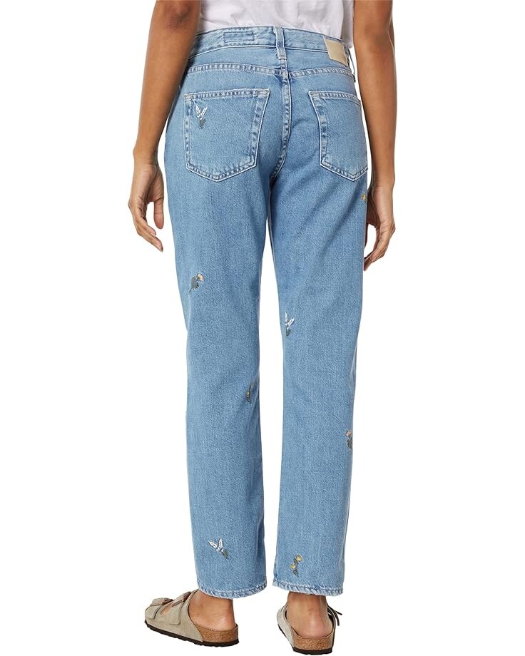 Джинсы AG Jeans Ex-Boyfriend Slouchy Slim in Embroidered Super Bloom Flower Child, цвет Embroidered Super Bloom Flower Child
Джинсы AG Jeans Ex-Boyfriend Slouchy Slim in Embroidered Super Bloom Flower Child, цвет Embroidered Super Bloom Flower Child