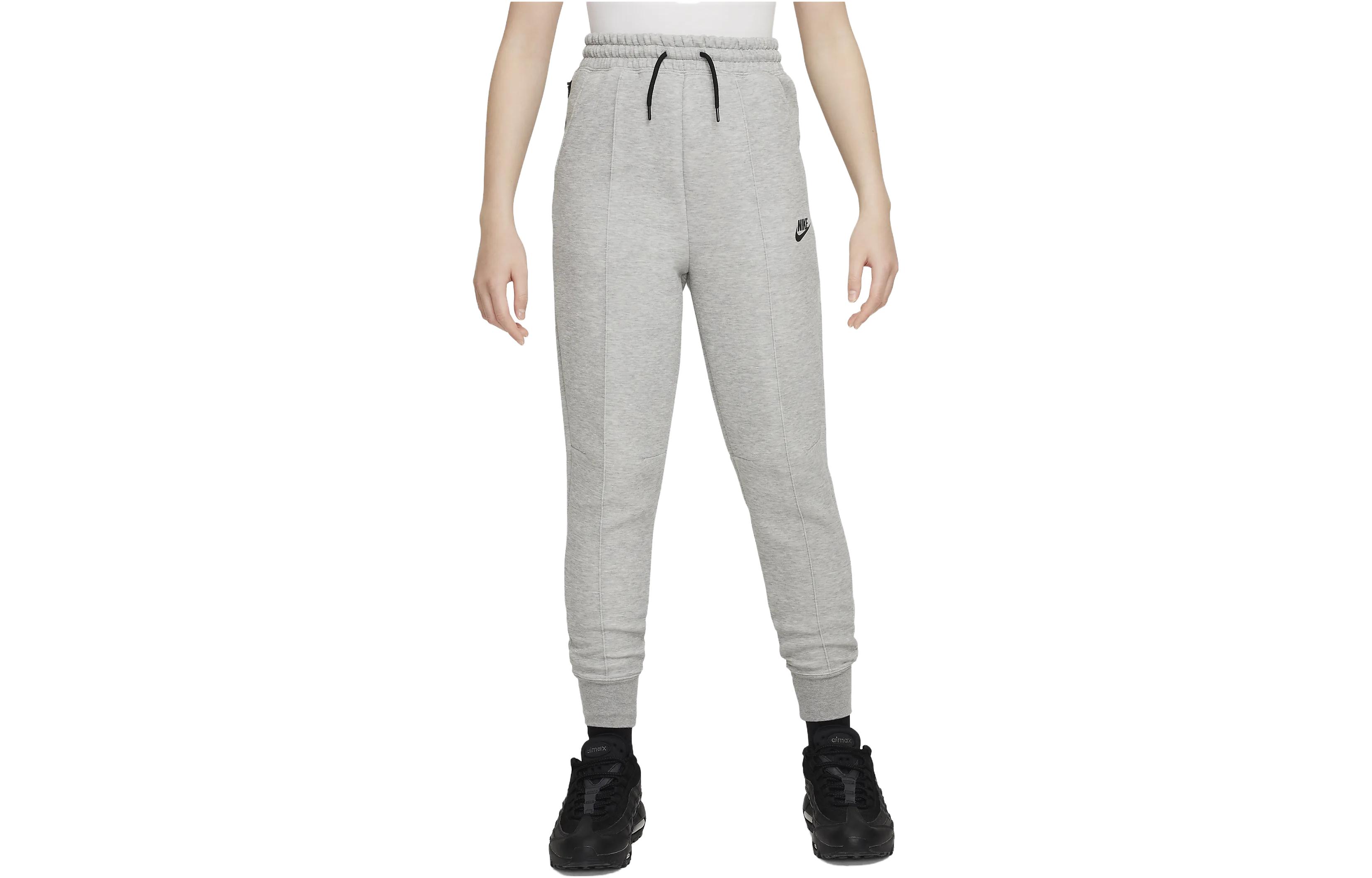 Детские вязаные спортивные штаны Nike, светло-серый
Детские вязаные спортивные штаны Nike, светло-серый