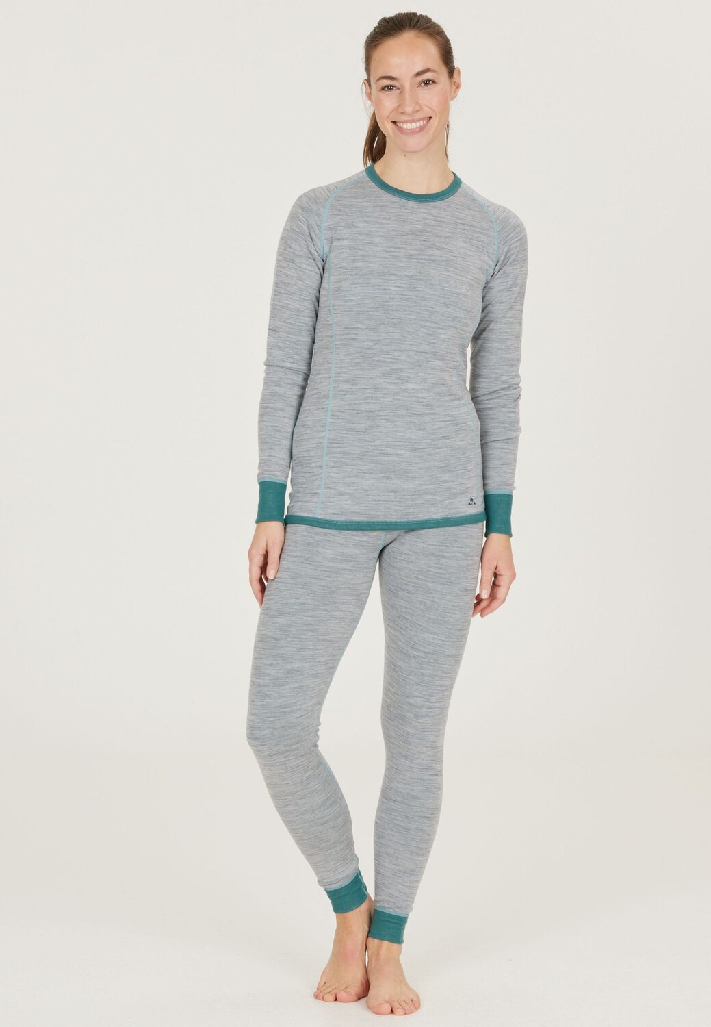 Нижнее белье WHISTLER, цвет Hydro
Нижнее белье WHISTLER, цвет Hydro