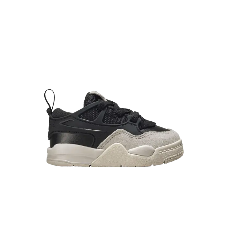 Кроссовки Air Jordan 4 RM TD Black Light Bone, черный
Кроссовки Air Jordan 4 RM TD Black Light Bone, черный