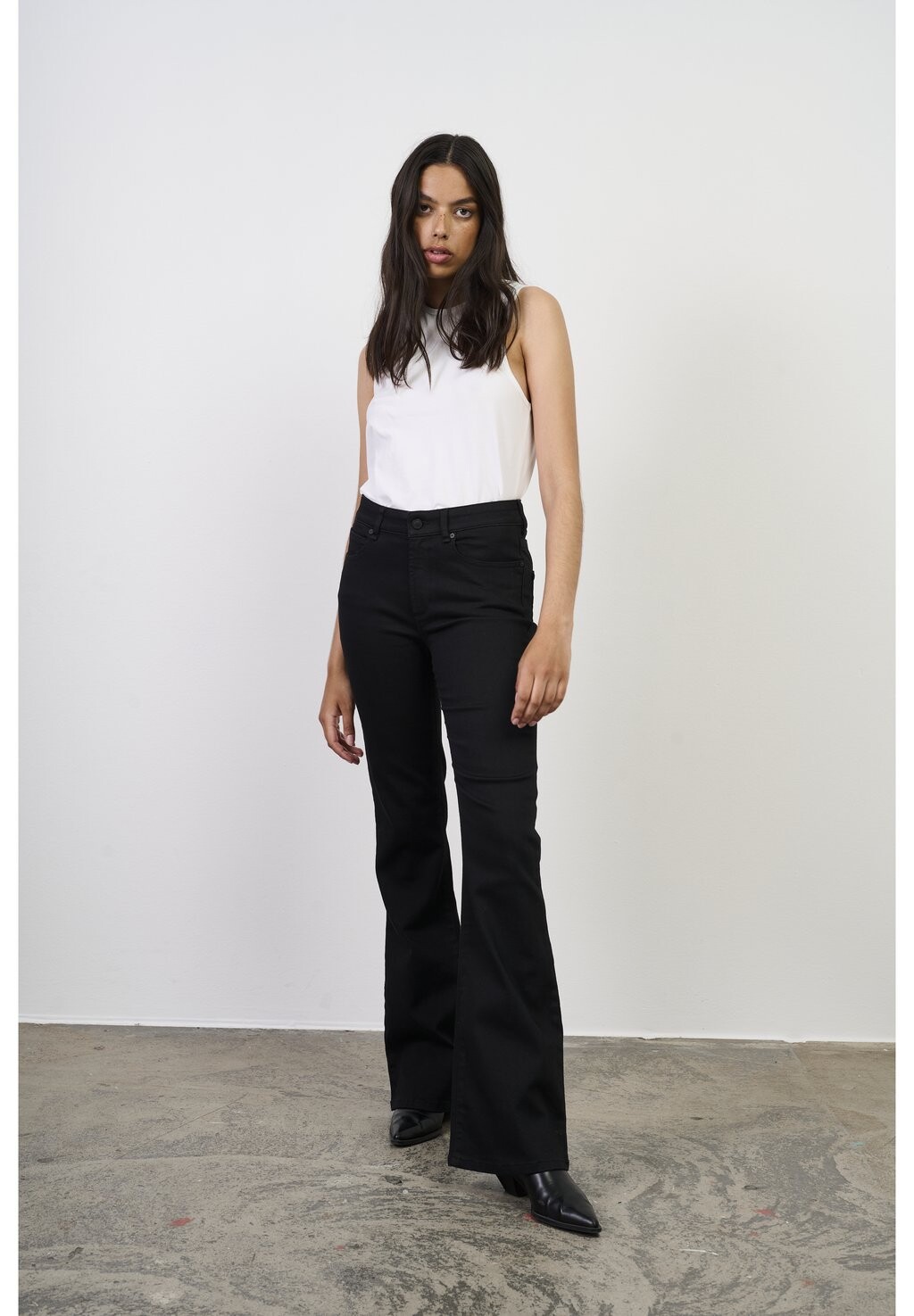 Брюки Ivy Copenhagen, черный
Брюки Ivy Copenhagen, черный