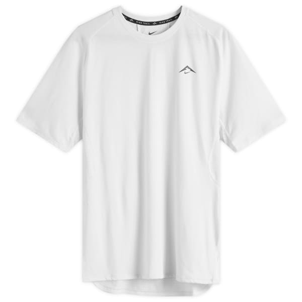 Футболка с надписью «Solar Chase» Nike Running, мультиколор
Футболка с надписью «Solar Chase» Nike Running, мультиколор