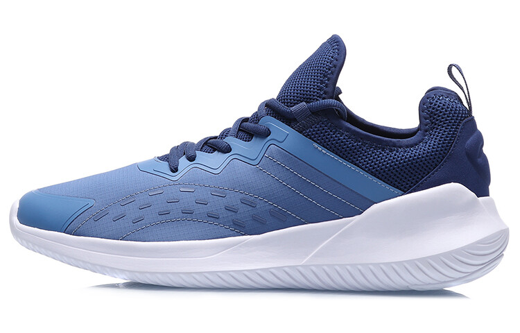 Кроссовки мужские с низким верхом
Кроссовки мужские с низким верхом