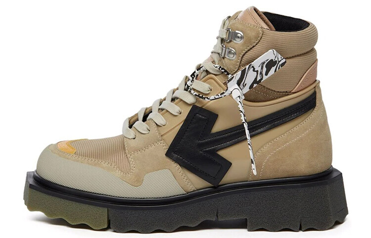 Мужские походные туфли OFF-WHITE Arrow
Мужские походные туфли OFF-WHITE Arrow