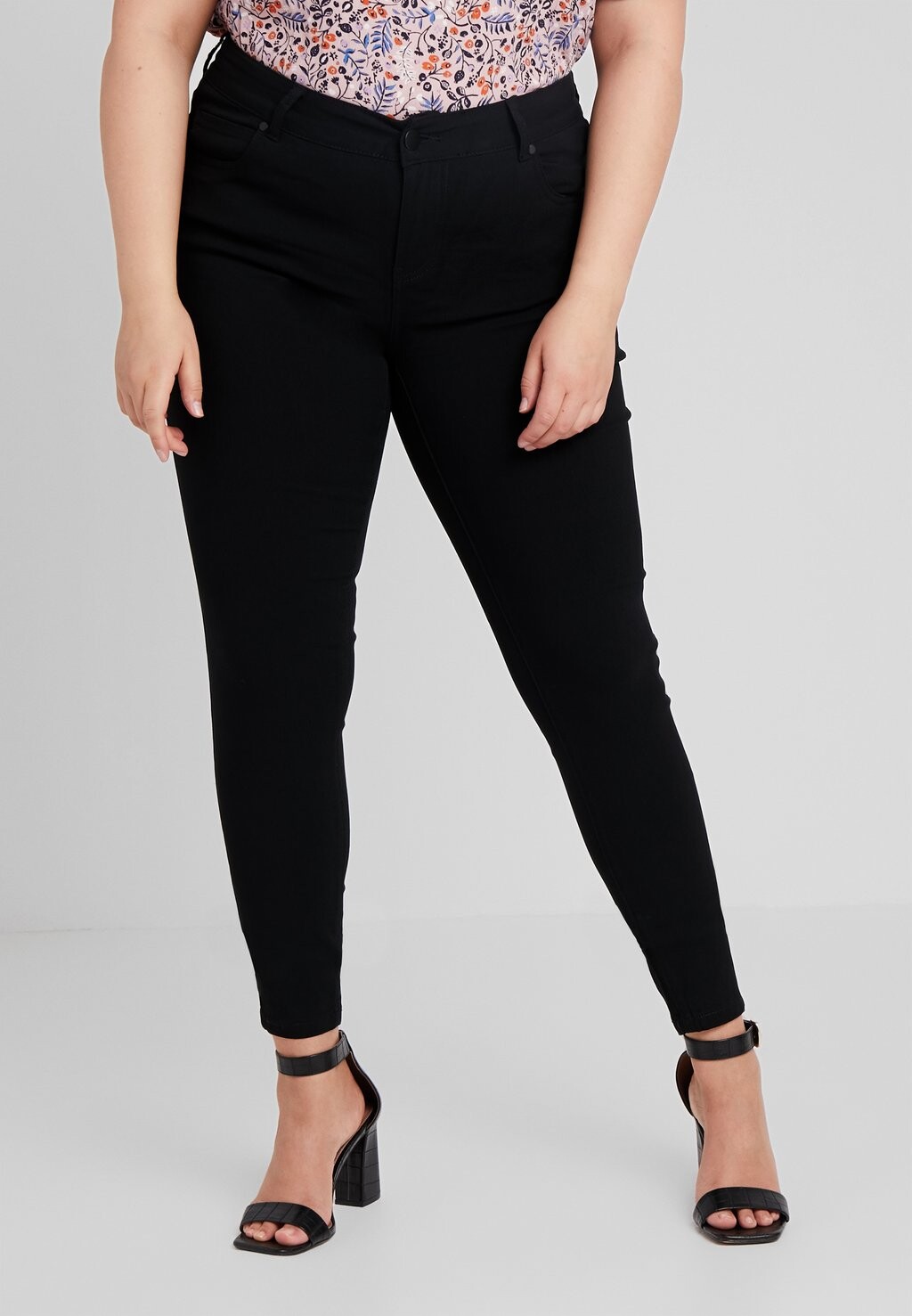 Брюки Zizzi, черный
Брюки Zizzi, черный