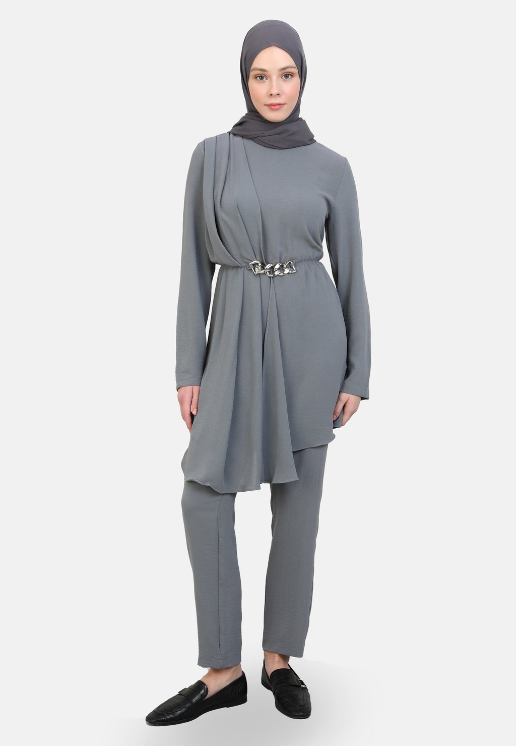 Туника REFKA SET Modanisa, серый
Туника REFKA SET Modanisa, серый