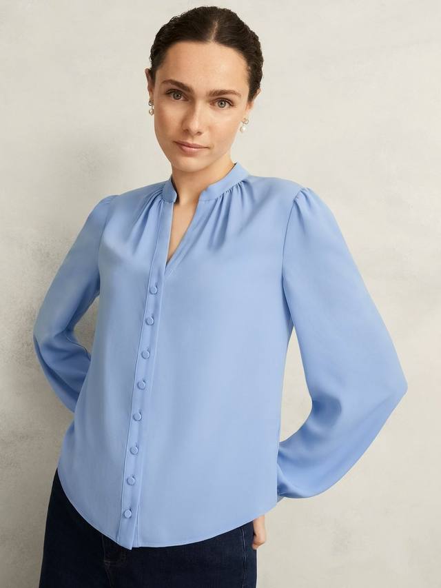 Топ с плиссированными деталями в виде пионов Hobbs, Maya Blue
Топ с плиссированными деталями в виде пионов Hobbs, Maya Blue