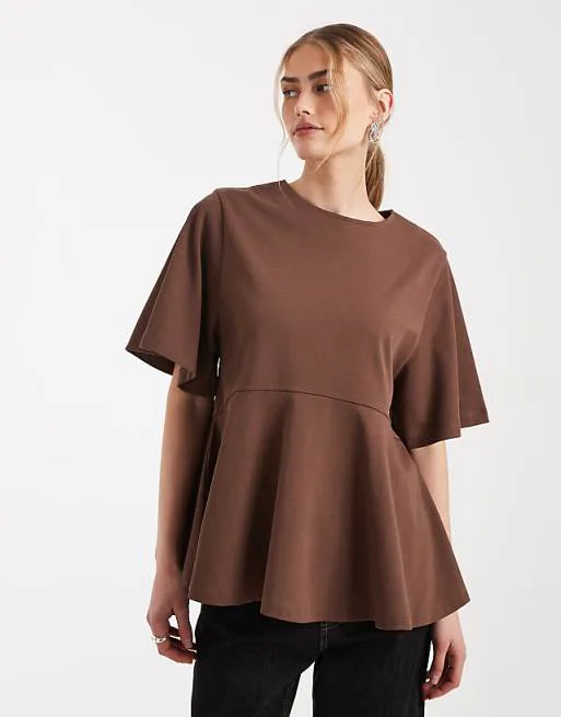 Оверсайз-футболка шоколадного цвета с объемными рукавами и баской ASOS DESIGN, Коричневый, Оверсайз-футболка шоколадного цвета с объемными рукавами и баской ASOS DESIGN
Оверсайз-футболка шоколадного цвета с объемными рукавами и баской ASOS DESIGN, Коричневый, Оверсайз-футболка шоколадного цвета с объемными рукавами и баской ASOS DESIGN