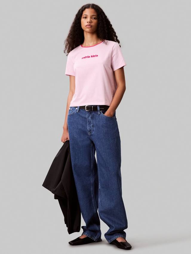 Футболка с ретро-принтом из хлопка Calvin Klein, Sweet Pink
Футболка с ретро-принтом из хлопка Calvin Klein, Sweet Pink