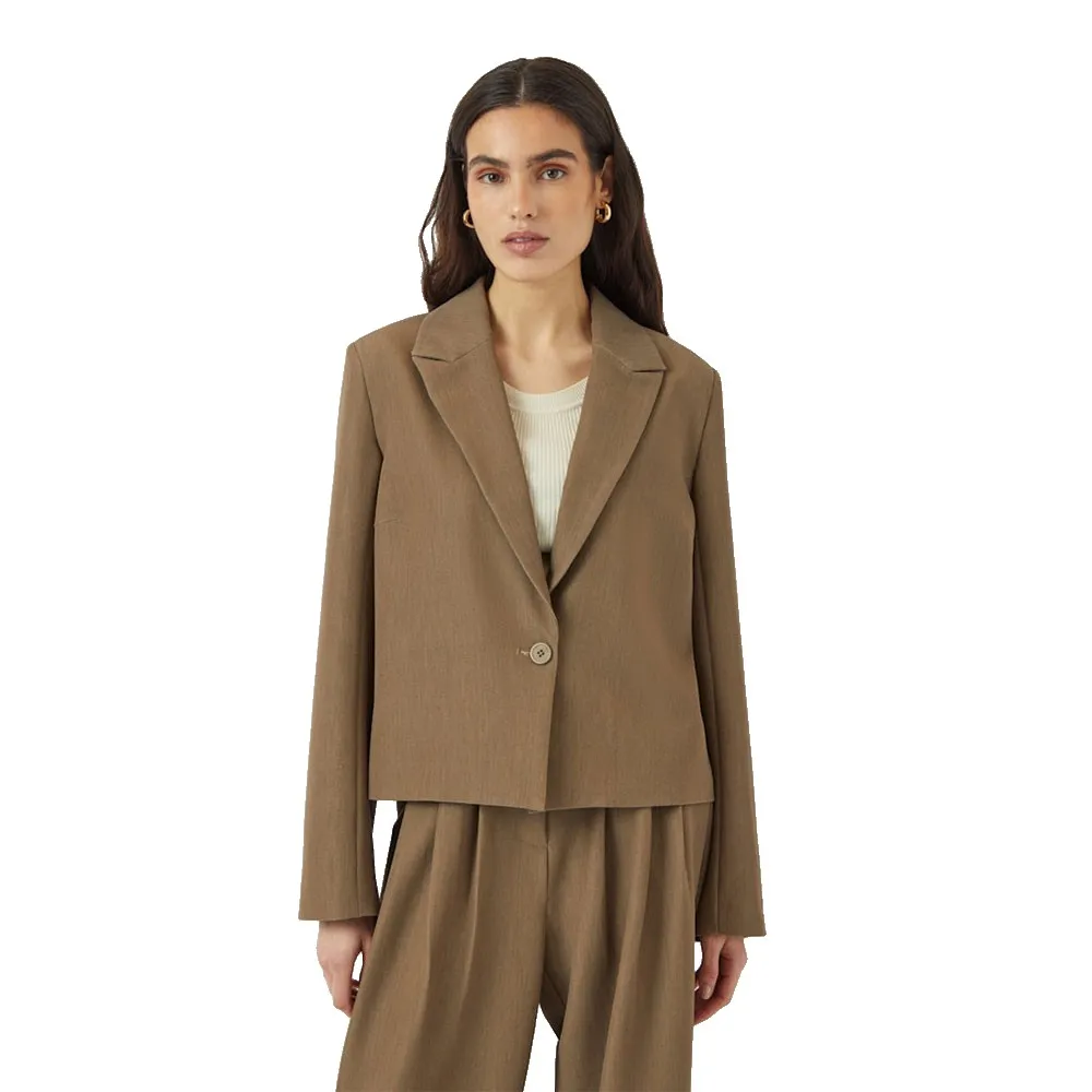 Блейзер Yas Dakota, коричневый
Блейзер Yas Dakota, коричневый