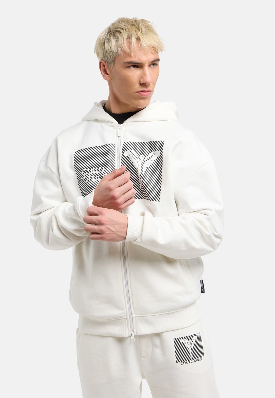Толстовка Carlo Colucci ZIP HOODIE, Off White/Off-White
Толстовка Carlo Colucci ZIP HOODIE, Off White/Off-White