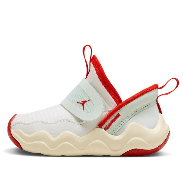 Кроссовки 23 7 Air Jordan, белый
Кроссовки 23 7 Air Jordan, белый