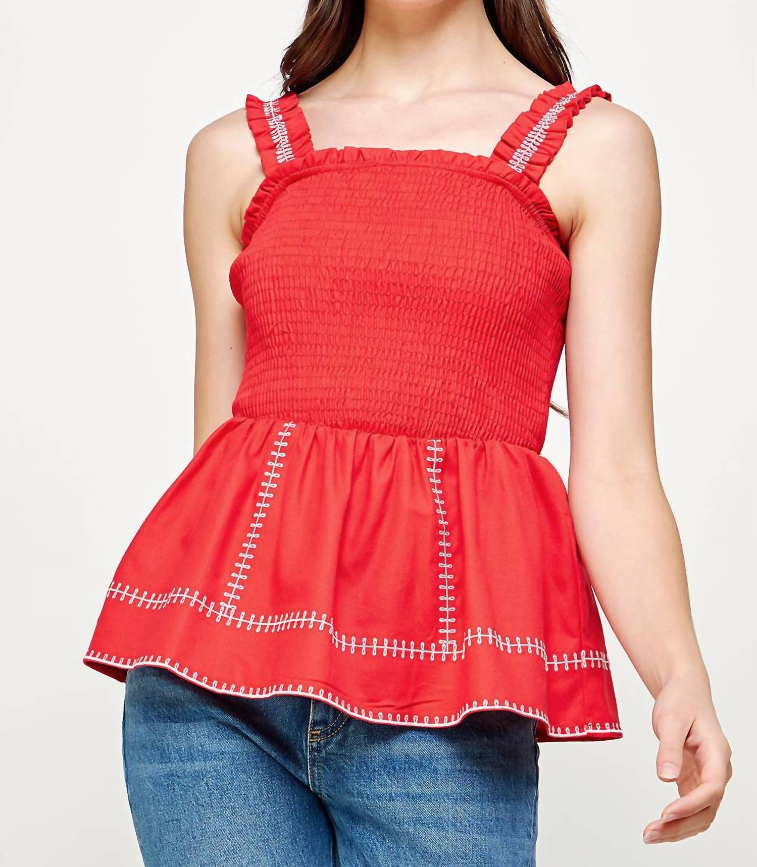 Стелла Топ в красном цвете Strut & Bolt
Стелла Топ в красном цвете Strut & Bolt