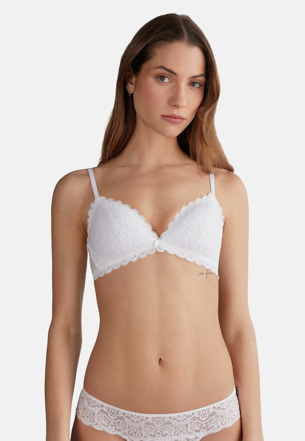 Треугольный бюстгальтер Intimissimi, белый
Треугольный бюстгальтер Intimissimi, белый