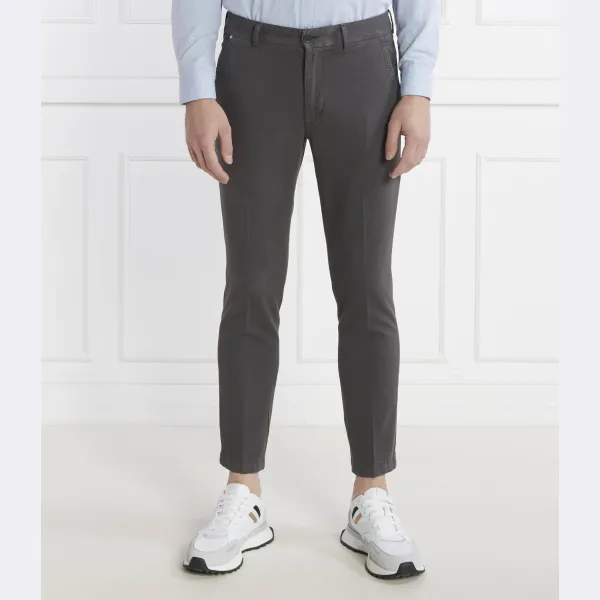 Брюки-Чиносы узкого кроя из кайтона Boss, черный
Брюки-Чиносы узкого кроя из кайтона Boss, черный