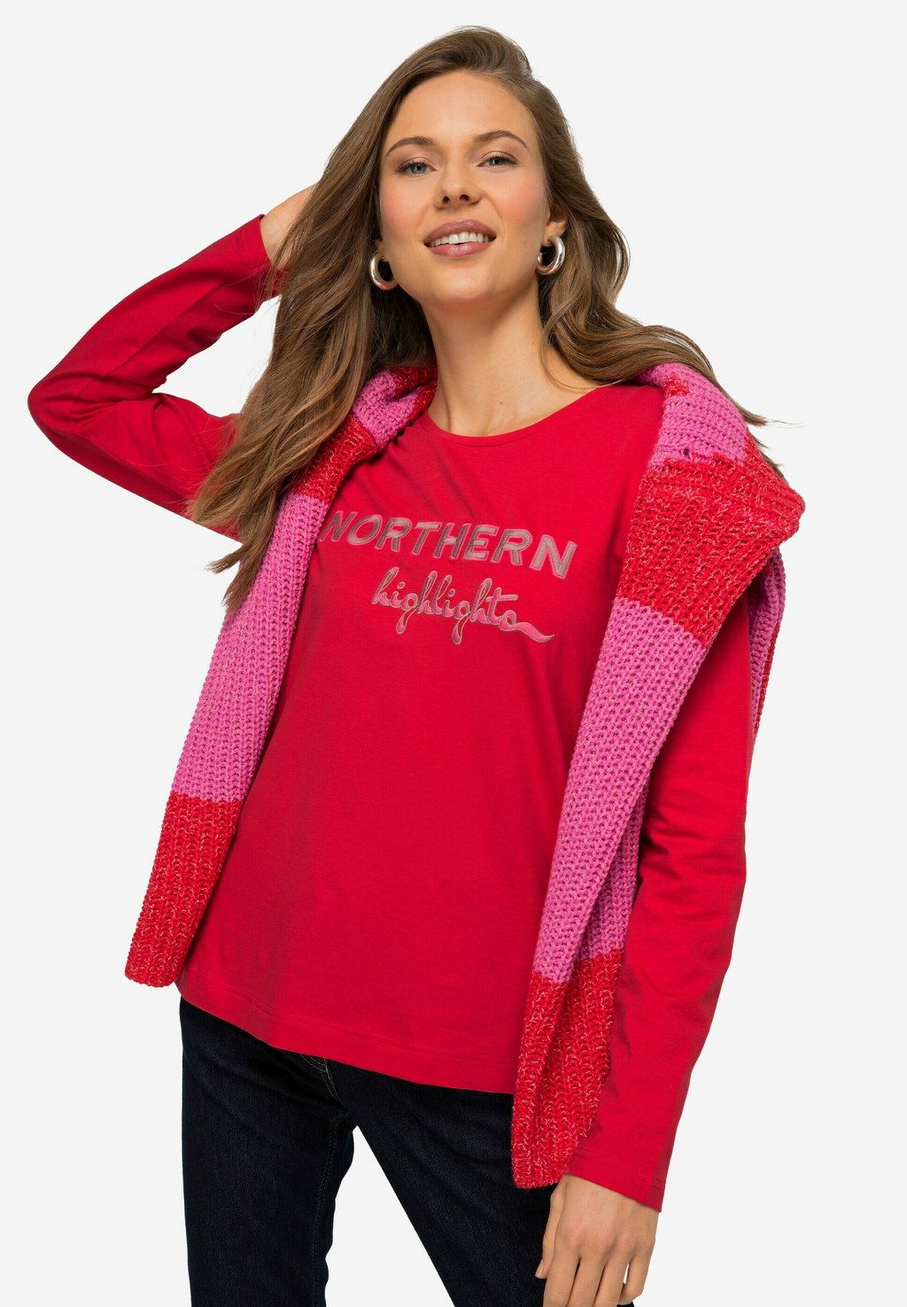 Топ с длинными рукавами STATEMENT STICKEREI RUNDHALS LAURASØN, красный 
Топ с длинными рукавами STATEMENT STICKEREI RUNDHALS LAURASØN, красный