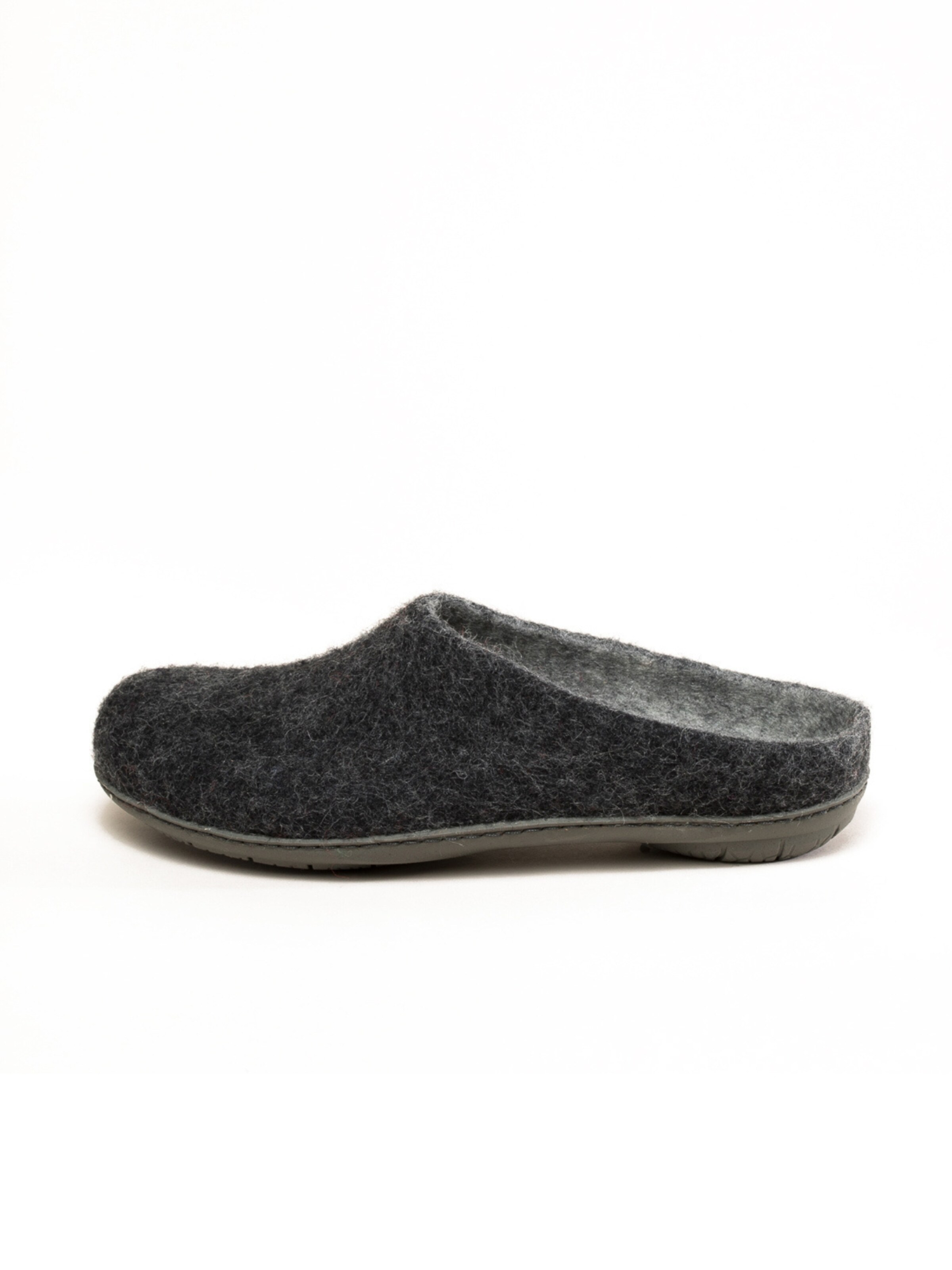 Тапочки 'Filzpantoffel Magicfelt 736' в цвете Anthracite
Тапочки 'Filzpantoffel Magicfelt 736' в цвете Anthracite