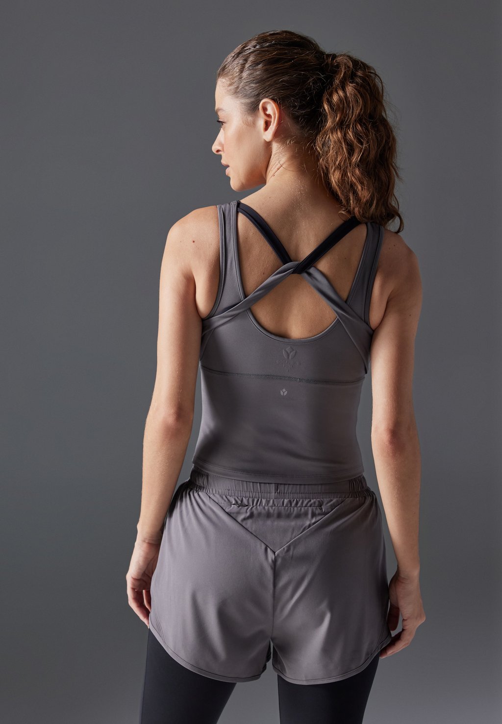 Топ Even&Odd active, темно-серый
Топ Even&Odd active, темно-серый