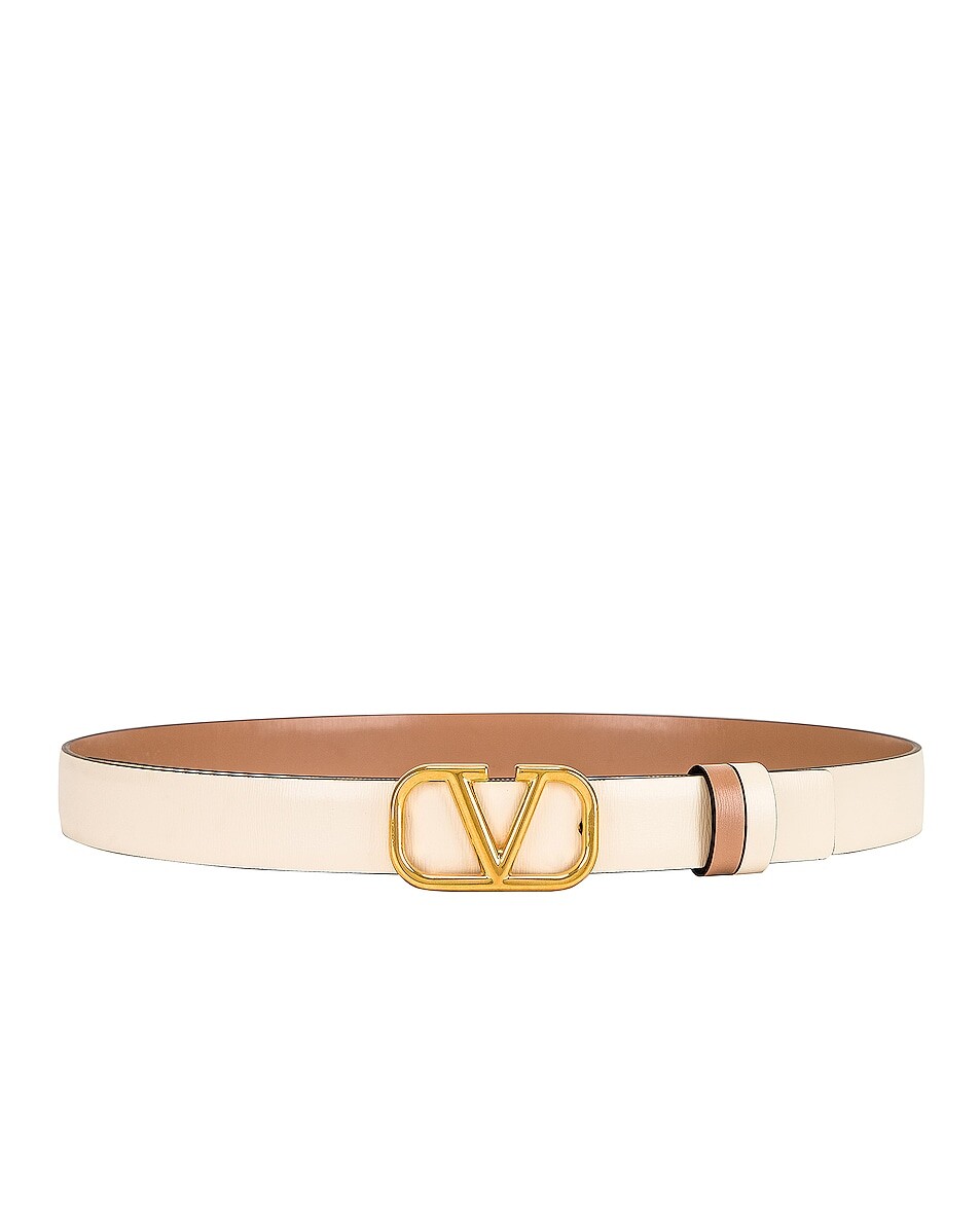 Ремень Vlogo Signature Reversible Belt Valentino Garavani, цвет Light Ivory & Rose Cannelle
Ремень Vlogo Signature Reversible Belt Valentino Garavani, цвет Light Ivory & Rose Cannelle
