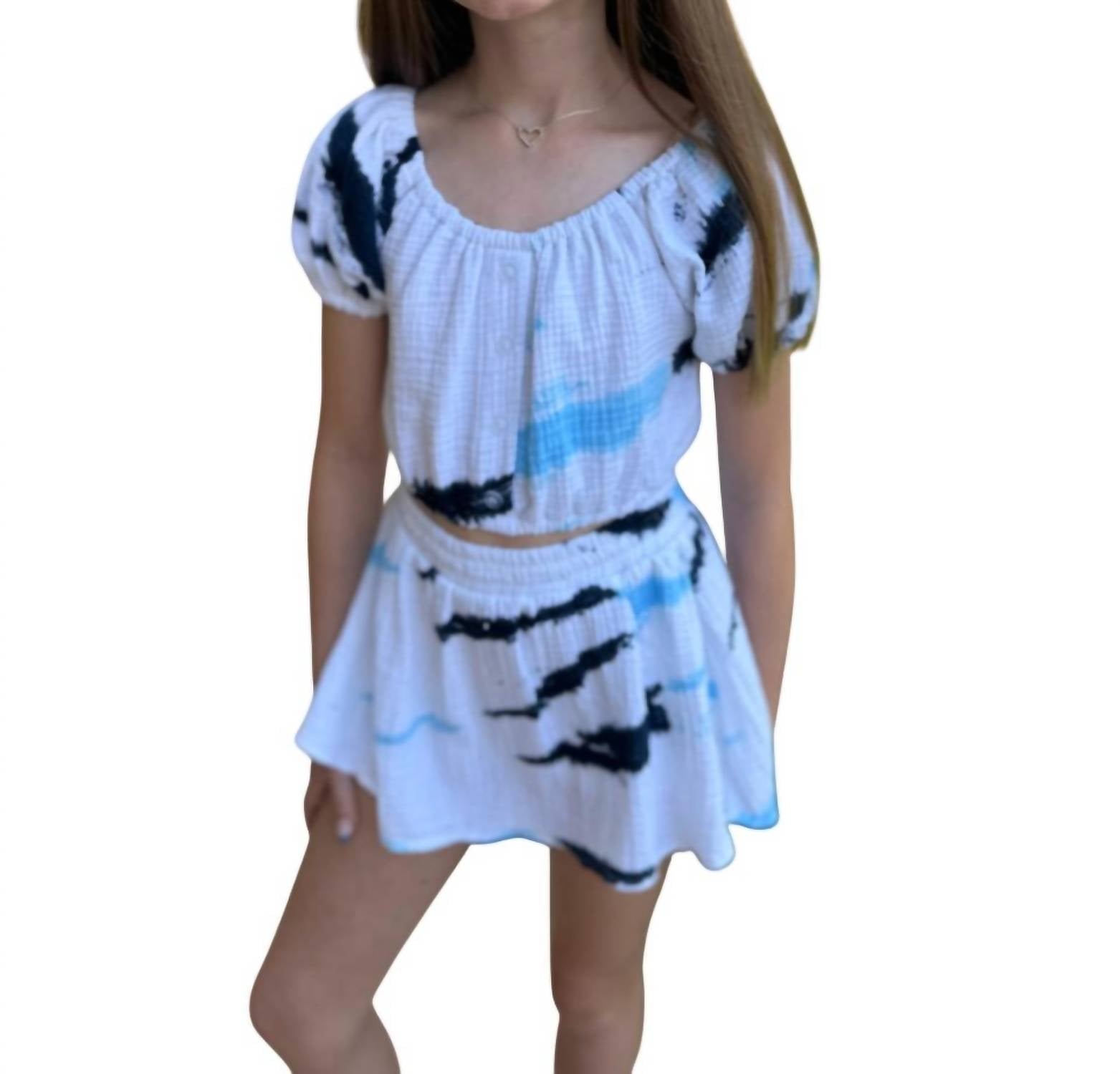 Укороченный топ для девочек в белом и синем цвете flowers by zoe
Укороченный топ для девочек в белом и синем цвете flowers by zoe