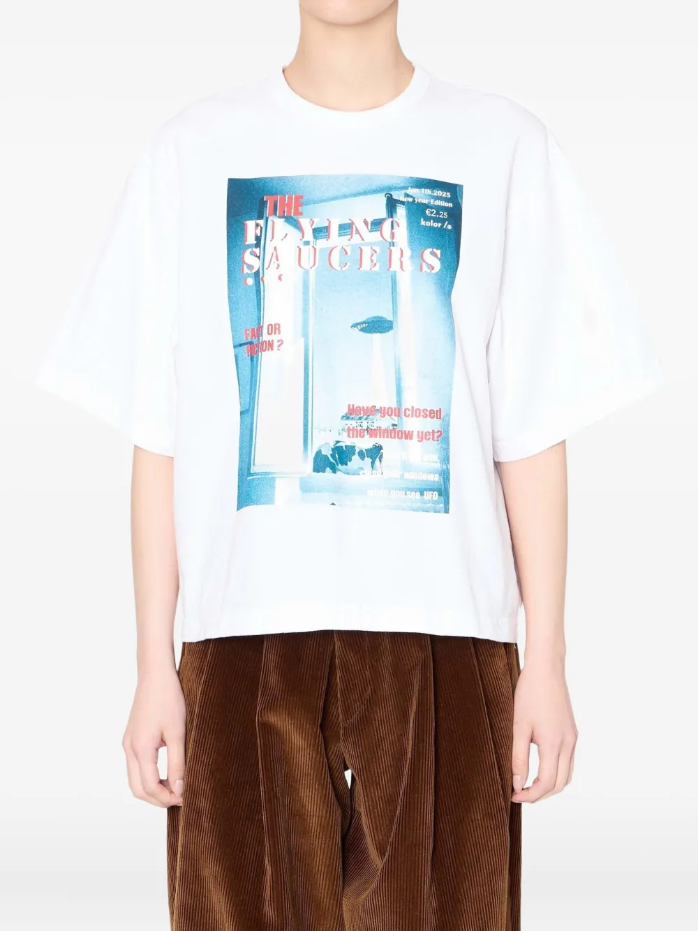 Футболка с графическим принтом Kolor, белый
Футболка с графическим принтом Kolor, белый