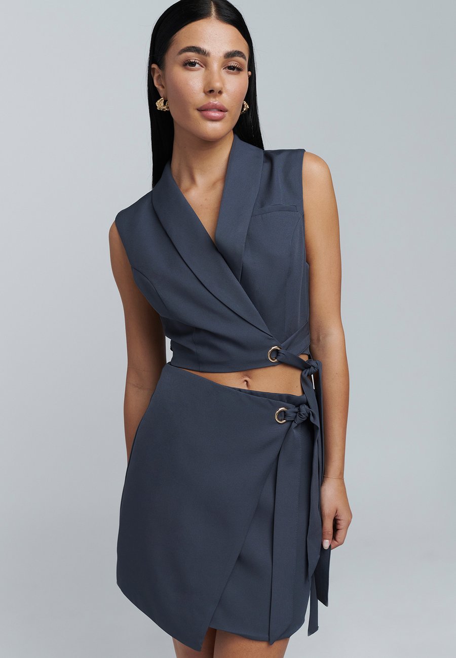 Юбка BWLDR MONTANNA , Charcoal/Mottled Blue
Юбка BWLDR MONTANNA , Charcoal/Mottled Blue