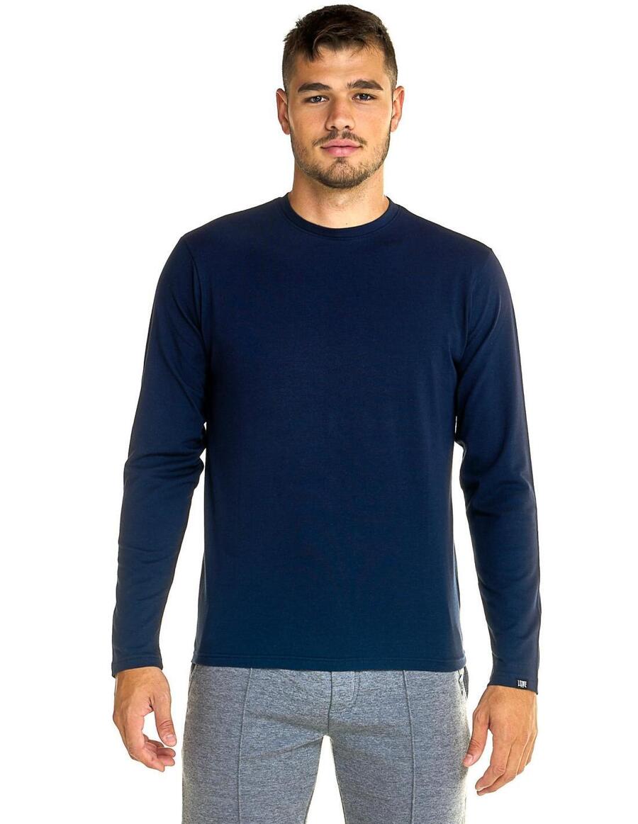 LEONE 1947 APPAREL Футболка Leone мужская с длинным рукавом в городском стиле
LEONE 1947 APPAREL Футболка Leone мужская с длинным рукавом в городском стиле