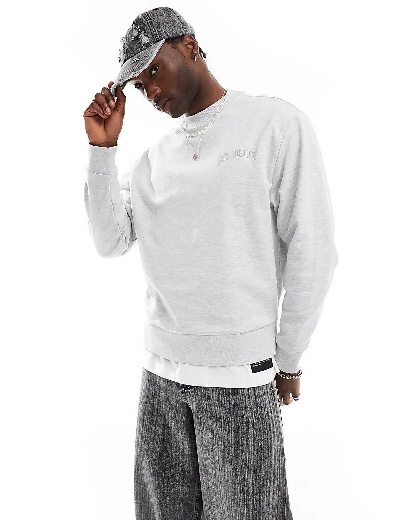 Толстовка COLLUSION серого меланжевого цвета с университетской вышивкой
Толстовка COLLUSION серого меланжевого цвета с университетской вышивкой