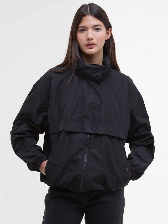 Водоотталкивающая куртка International Lolita с капюшоном Barbour, Black
Водоотталкивающая куртка International Lolita с капюшоном Barbour, Black