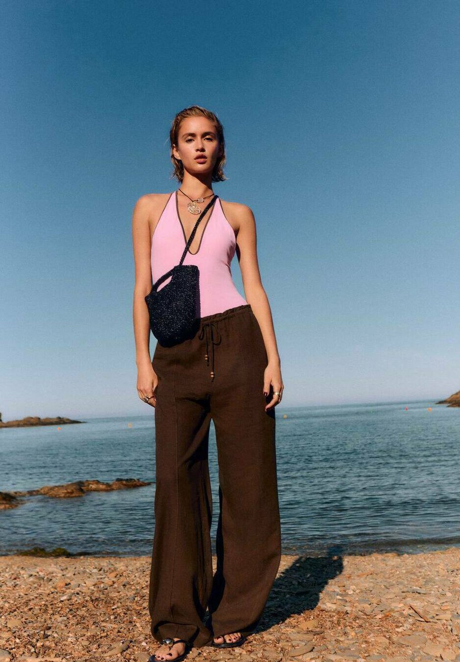 Брюки Mango ELASTIC WAIST, Brown
Брюки Mango ELASTIC WAIST, Brown