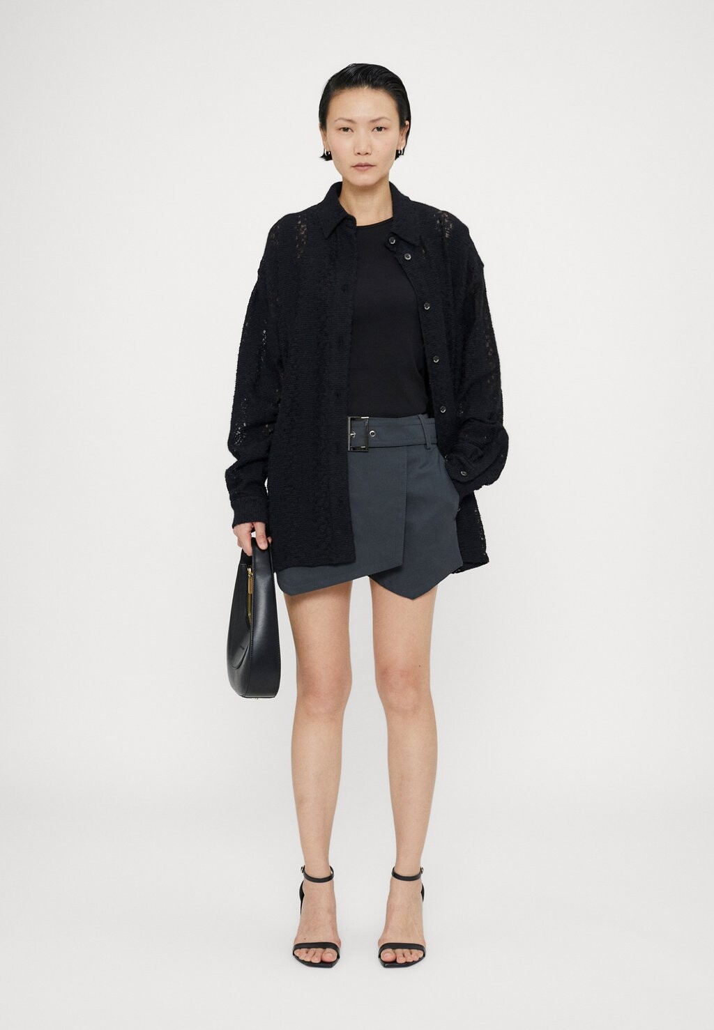 Шорты SKORT RAMUNE PIEKAUTAITE, зеленый
Шорты SKORT RAMUNE PIEKAUTAITE, зеленый