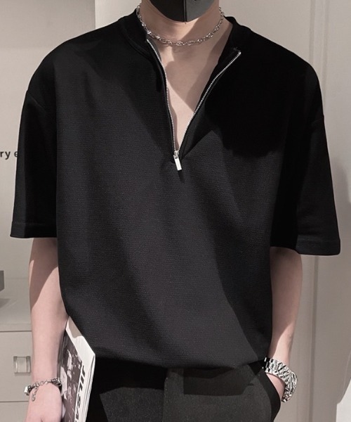 Футболка с воротником-стойкой и застежкой-молнией B.R.U, черный
Футболка с воротником-стойкой и застежкой-молнией B.R.U, черный