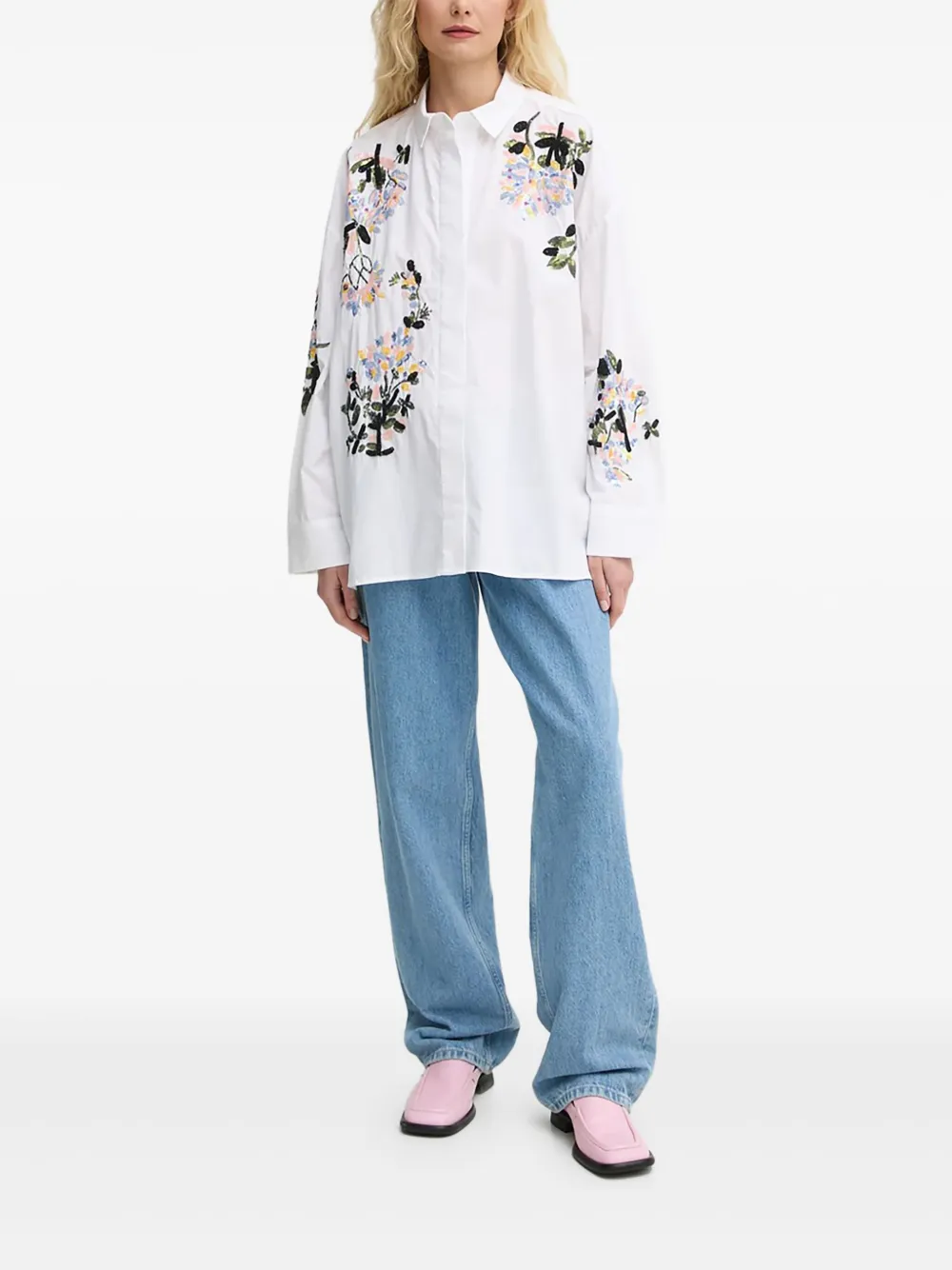 Декорированная рубашка MUNTHE, белый
Декорированная рубашка MUNTHE, белый