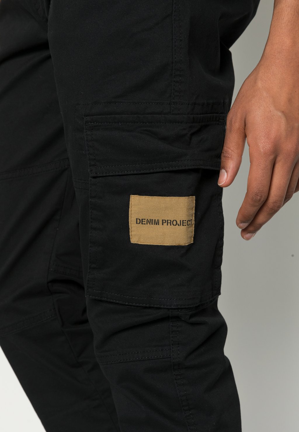 Брюки карго CARGO PATCH PANT Denim Project, черный
Брюки карго CARGO PATCH PANT Denim Project, черный