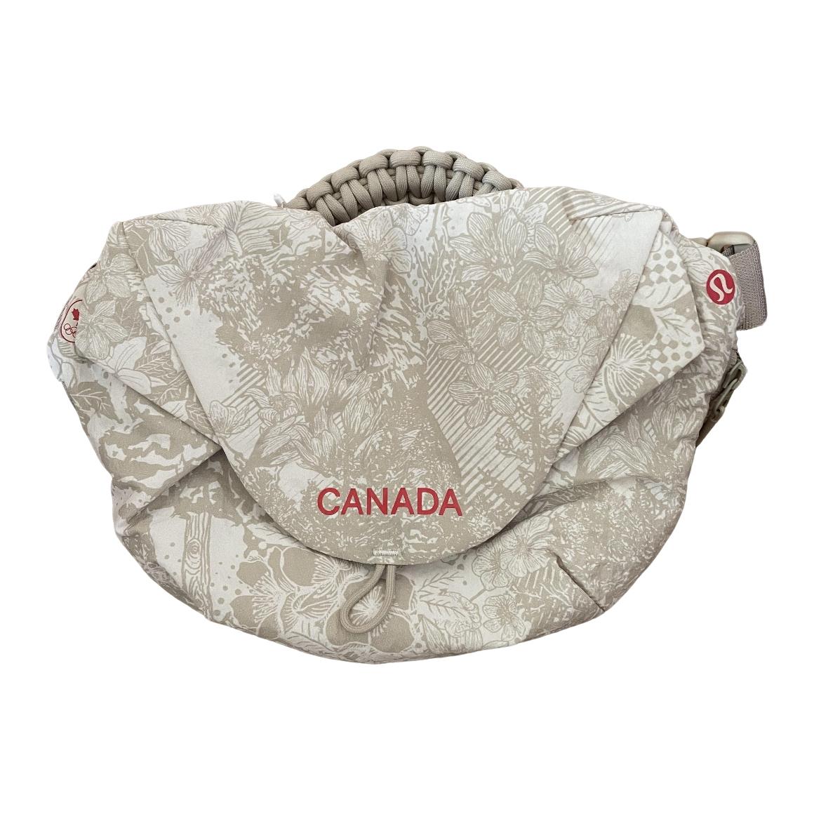 Lululemon Нейлоновая сумка круассан через плечо унисекс бежевая, Tan
Lululemon Нейлоновая сумка круассан через плечо унисекс бежевая, Tan