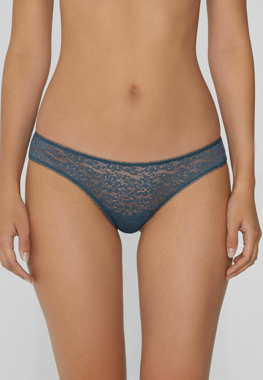 Трусы Tezenis BRAZILIAN, Dark Grey/Metallic Grey
Трусы Tezenis BRAZILIAN, Dark Grey/Metallic Grey