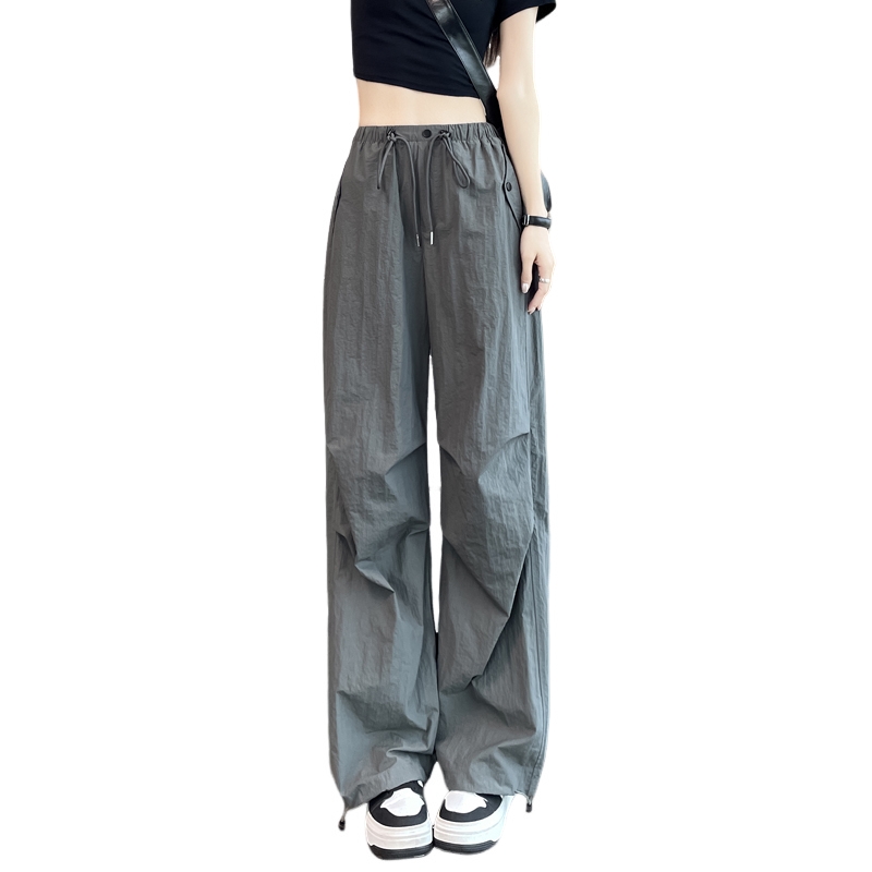 Летние повседневные брюки La Chapelle, черные, для миниатюрных женщин
Летние повседневные брюки La Chapelle, черные, для миниатюрных женщин