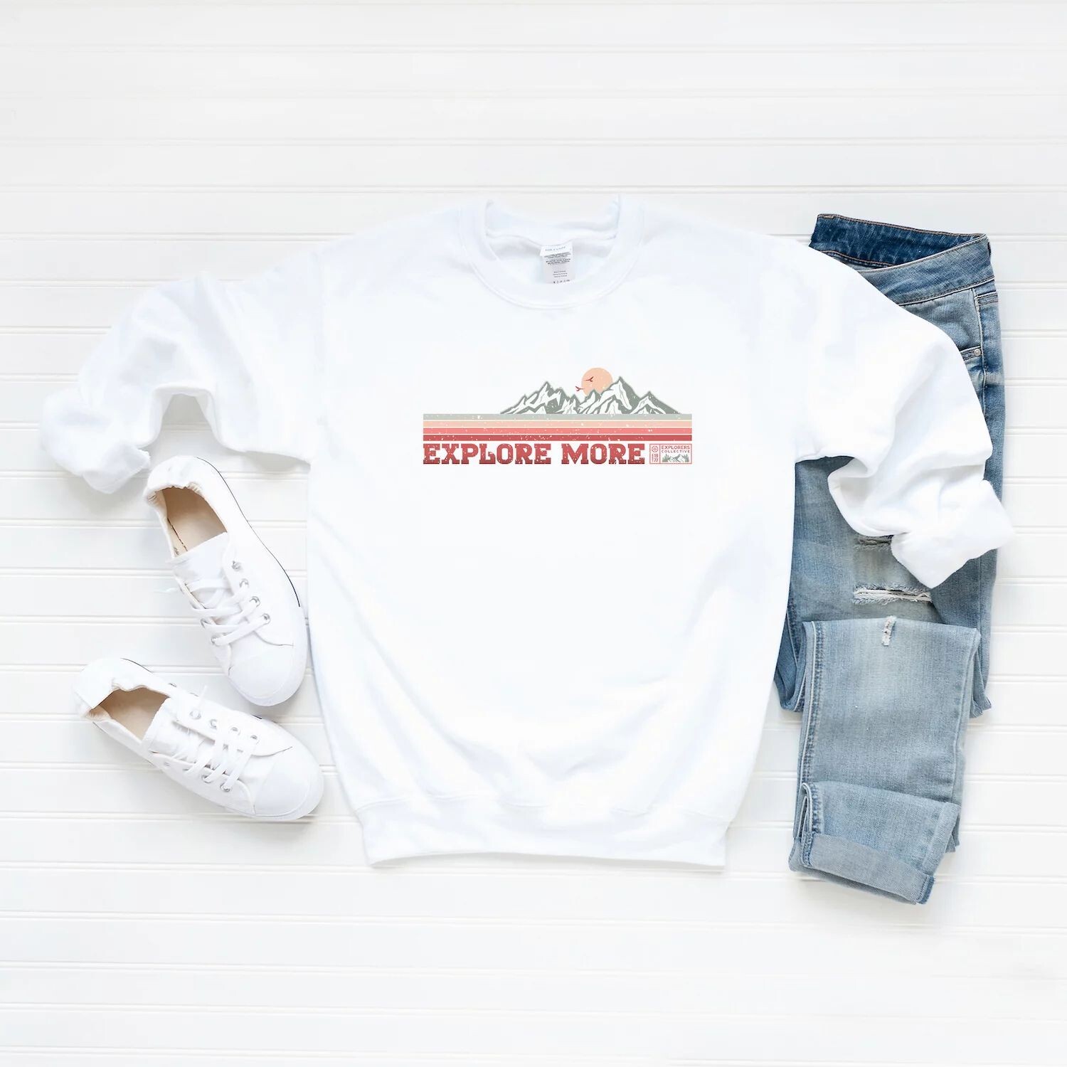 Узнать больше Толстовка Mountains в стиле ретро Simply Sage Market 
Узнать больше Толстовка Mountains в стиле ретро Simply Sage Market