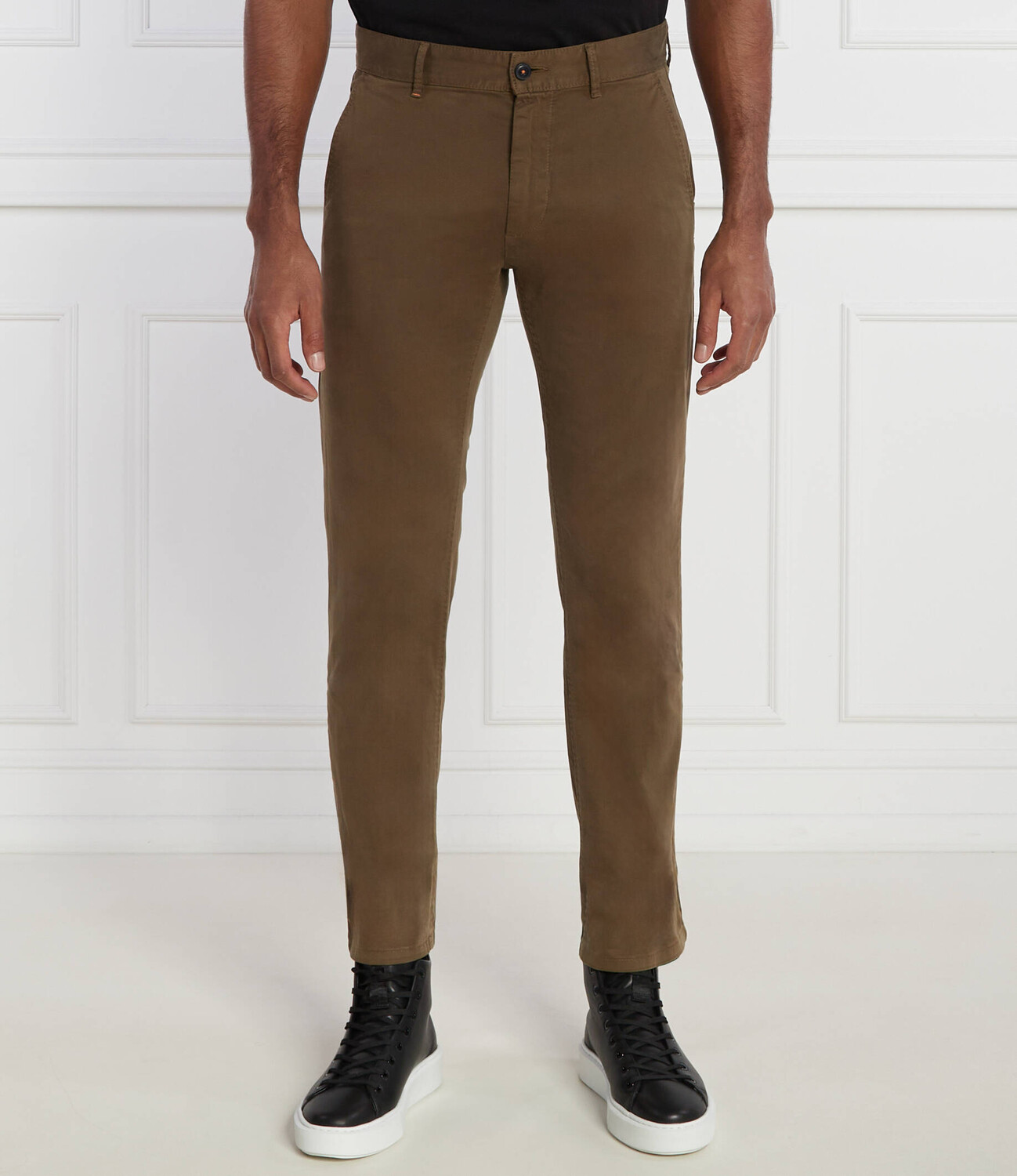 Брюки BOSS ORANGE chino Slim Fit, коричневый
Брюки BOSS ORANGE chino Slim Fit, коричневый