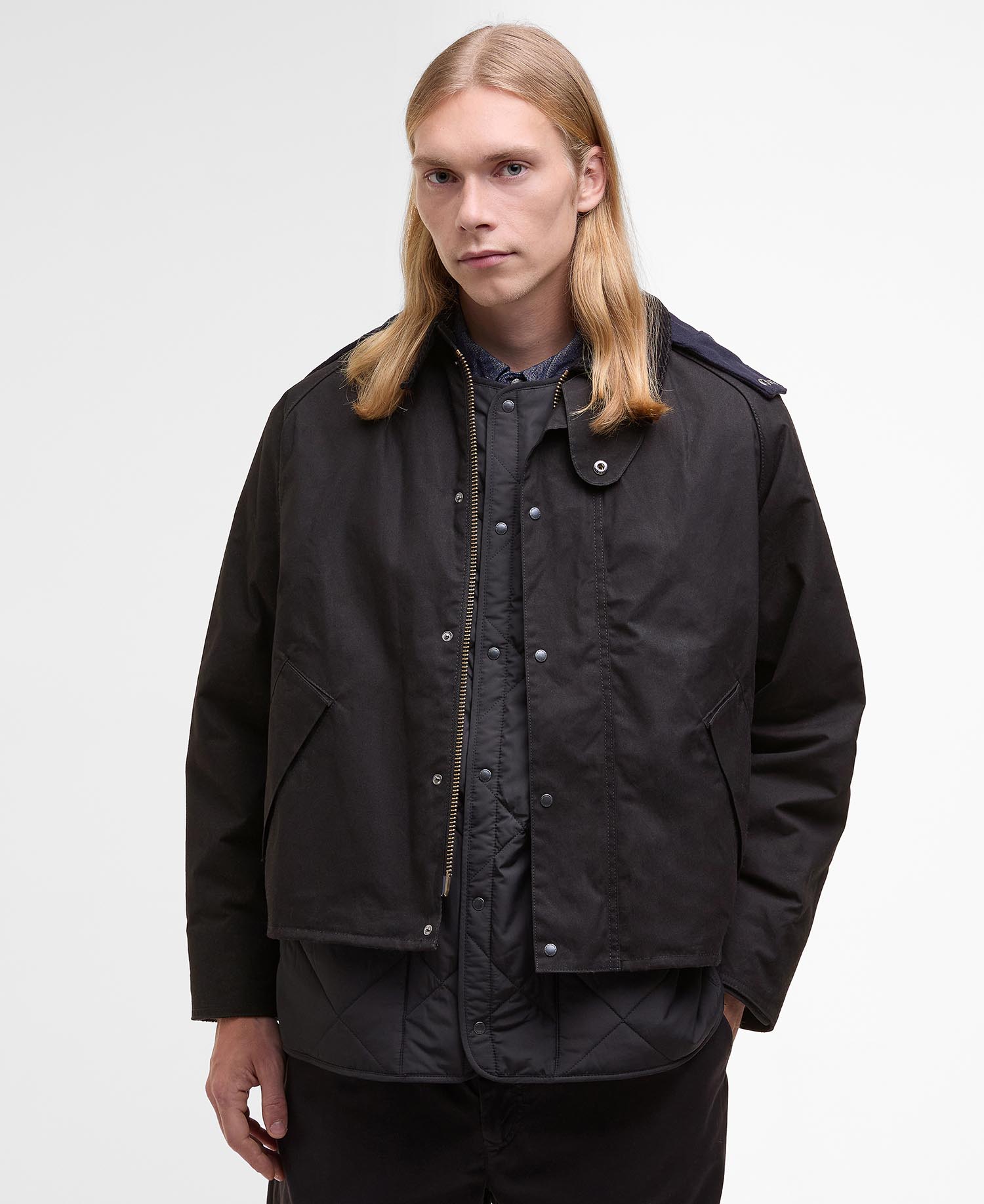 Повседневная куртка Barbour Barbour x Kaptain Sunshine Cruiser, черный
Повседневная куртка Barbour Barbour x Kaptain Sunshine Cruiser, черный