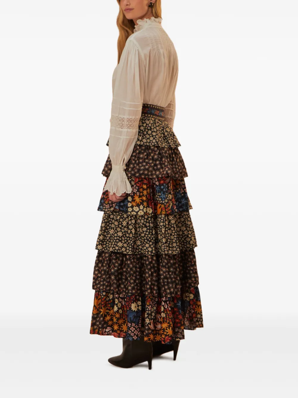 Юбка миди с цветочным принтом и многоярусным принтом FARM Rio, черный
Юбка миди с цветочным принтом и многоярусным принтом FARM Rio, черный