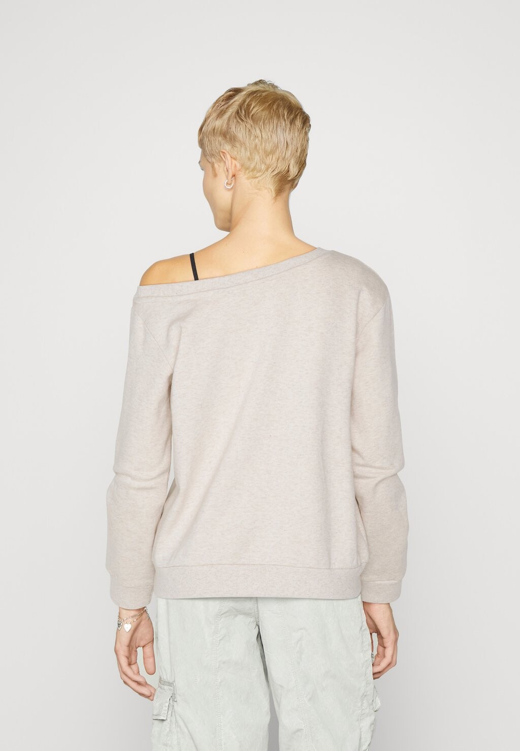 Свитер Even&Odd, крапчатый бежевый
Свитер Even&Odd, крапчатый бежевый